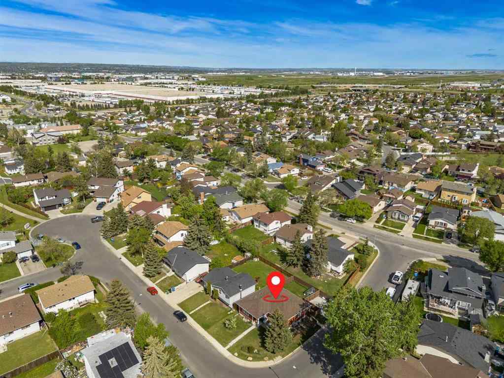 MLS® A2252762 - 4 Whitefield Close NE in Whitehorn Calgary, Residential