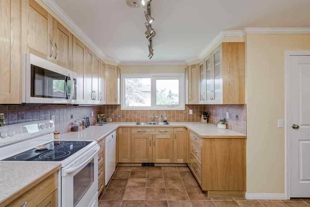 MLS® A2252762 - 4 Whitefield Close NE in Whitehorn Calgary, Residential
