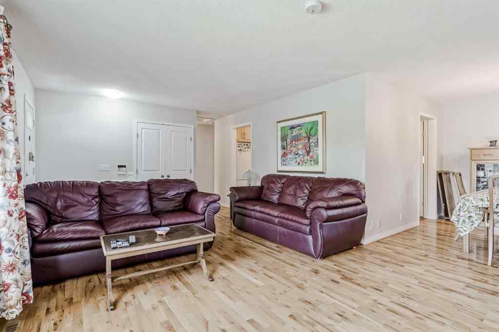 MLS® A2252762 - 4 Whitefield Close NE in Whitehorn Calgary, Residential