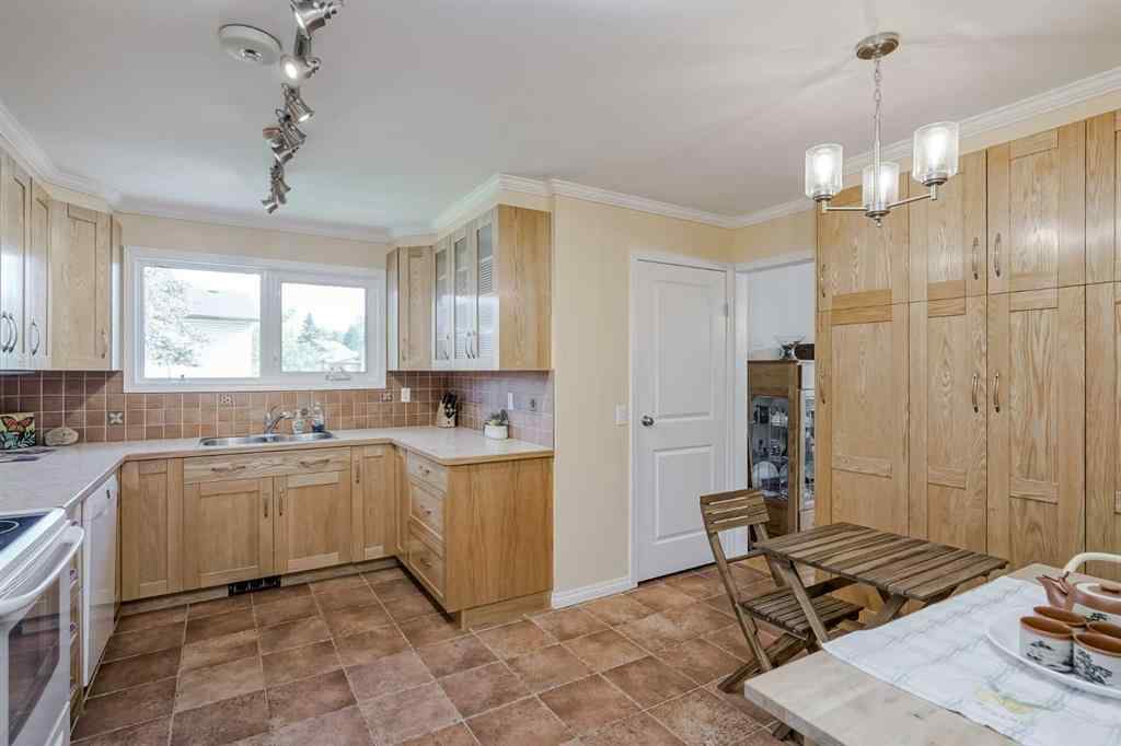 MLS® A2252762 - 4 Whitefield Close NE in Whitehorn Calgary, Residential