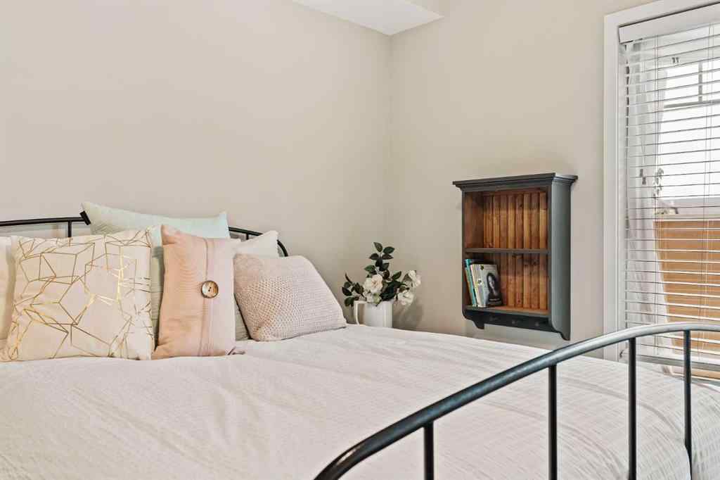 MLS® A2252765 - Unit #204 10 Mahogany Mews SE in Mahogany Calgary, Residential