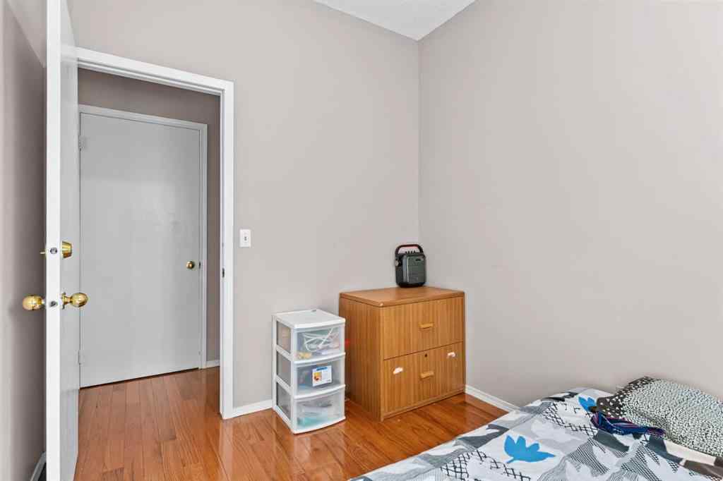 MLS® A2252768 - 7140 California Boulevard NE in Monterey Park Calgary, Residential