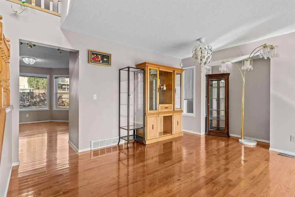 MLS® A2252768 - 7140 California Boulevard NE in Monterey Park Calgary, Residential
