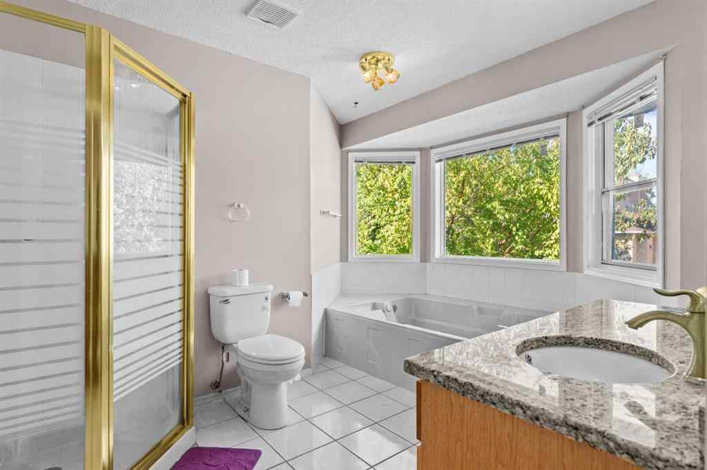 MLS® A2252768 - 7140 California Boulevard NE in Monterey Park Calgary, Residential
