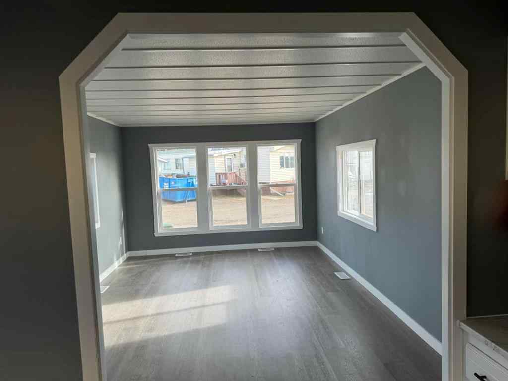 MLS® A2252771 - Unit #18 5800 46 Street  in NONE Olds, Mobile