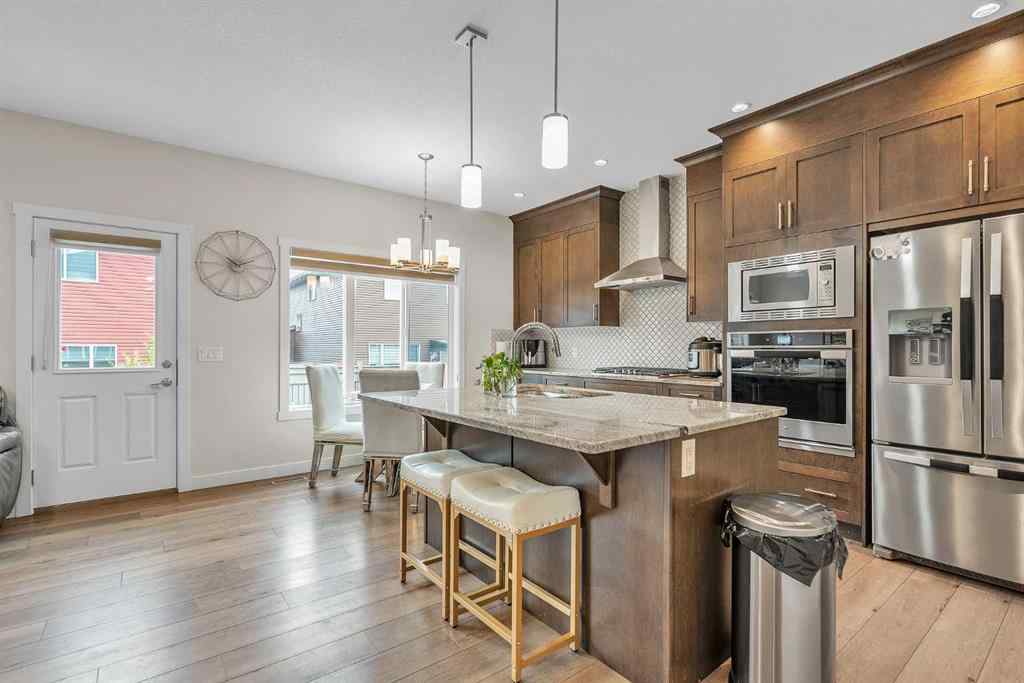 MLS® A2252782 - 7672 80 Avenue NE in Saddle Ridge Calgary, Residential