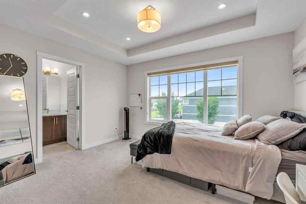 MLS® A2252782 - 7672 80 Avenue NE in Saddle Ridge Calgary, Residential
