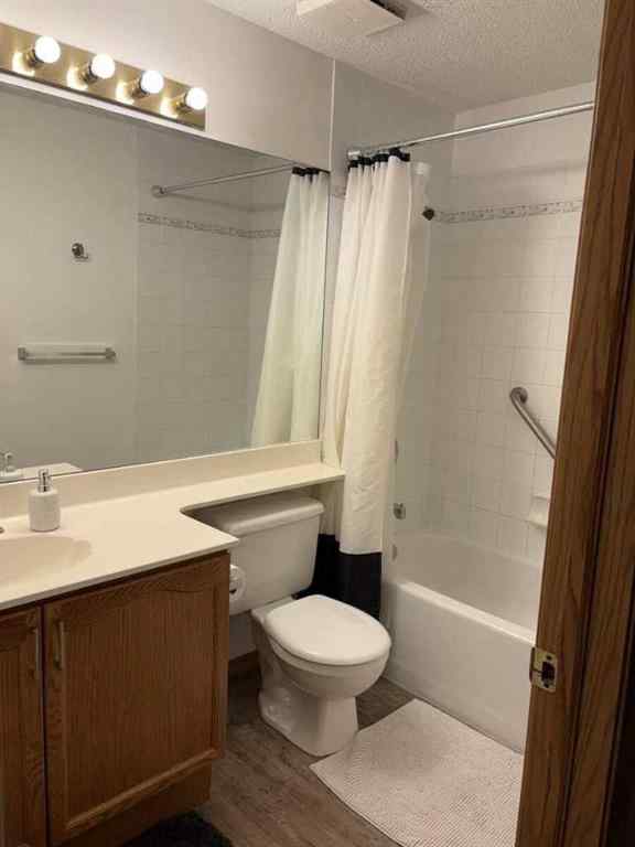 MLS® A2252793 - Unit #207 200 Lincoln Way SW in Lincoln Park Calgary, Residential