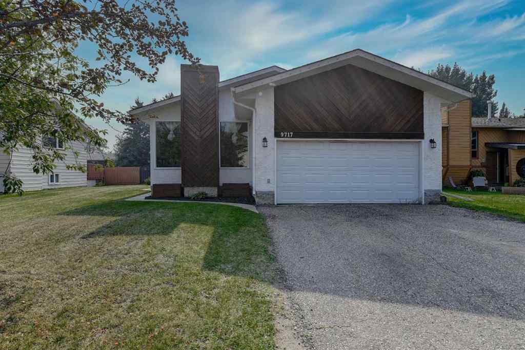 MLS® A2252803 - 9717 73 Avenue  in South Patterson Place Grande Prairie, Residential