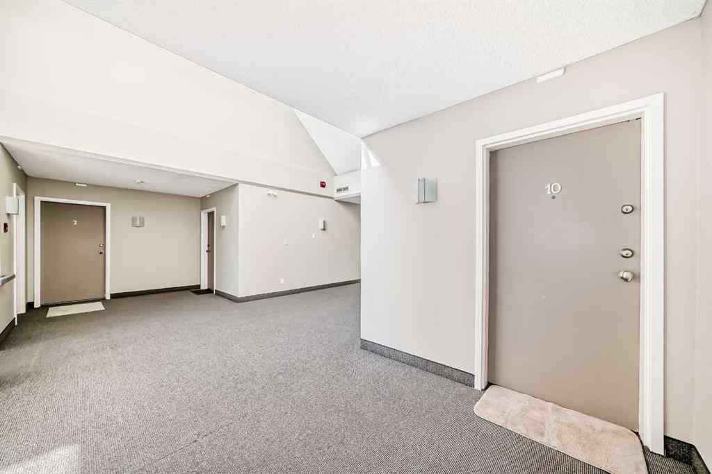 MLS® A2252807 - Unit #10 305 Village Mews SW in Patterson Calgary, Residential