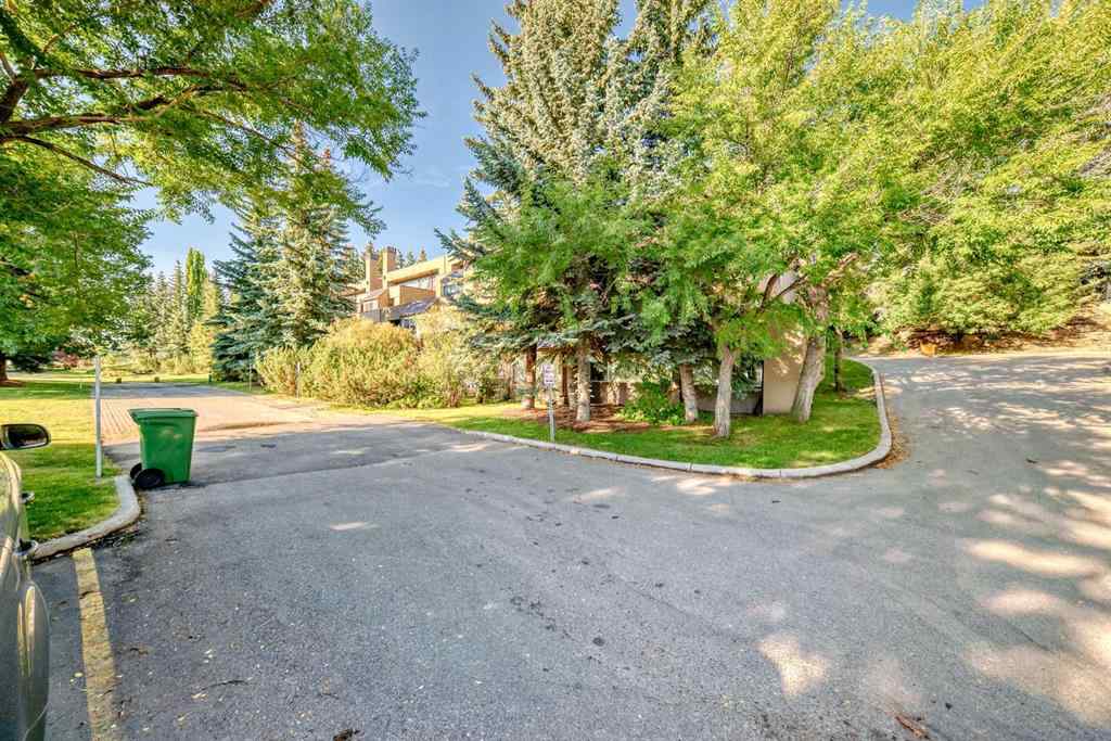 MLS® A2252807 - Unit #10 305 Village Mews SW in Patterson Calgary, Residential