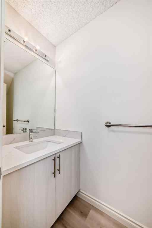 MLS® A2252807 - Unit #10 305 Village Mews SW in Patterson Calgary, Residential