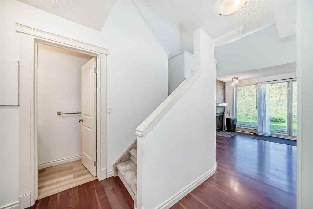 MLS® A2252807 - Unit #10 305 Village Mews SW in Patterson Calgary, Residential