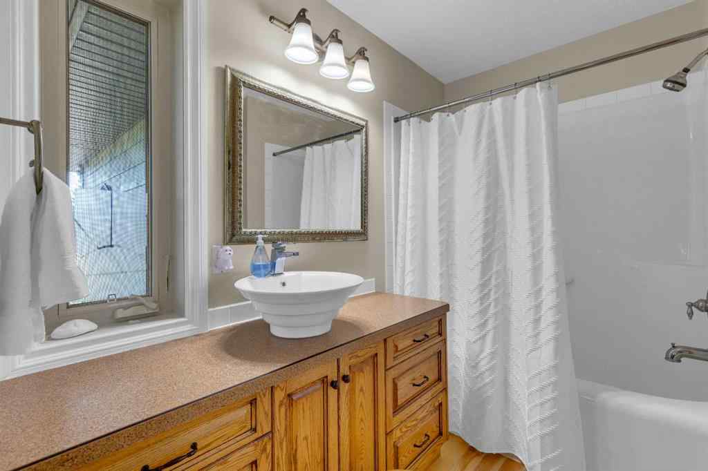 MLS® A2252813 - 466049 120 Street E in Alder Heights Rural Foothills County, Residential