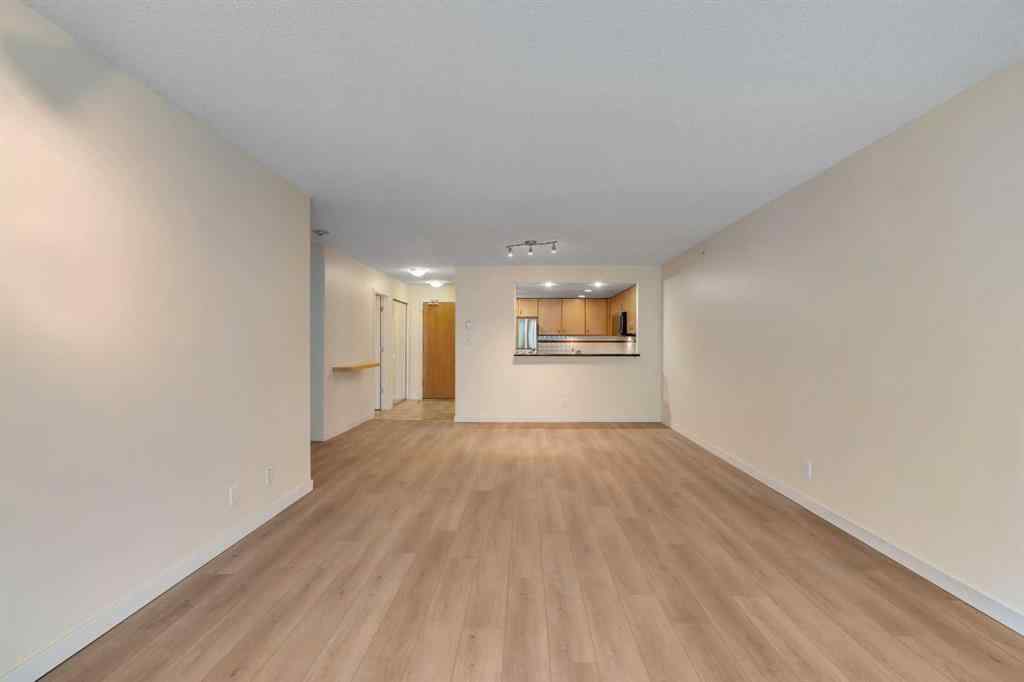 MLS® A2252820 - Unit #206 1108 6 Avenue SW in Downtown West End Calgary, Residential