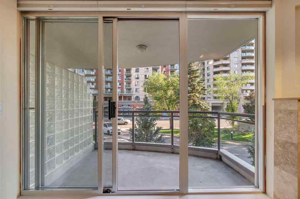 MLS® A2252820 - Unit #206 1108 6 Avenue SW in Downtown West End Calgary, Residential