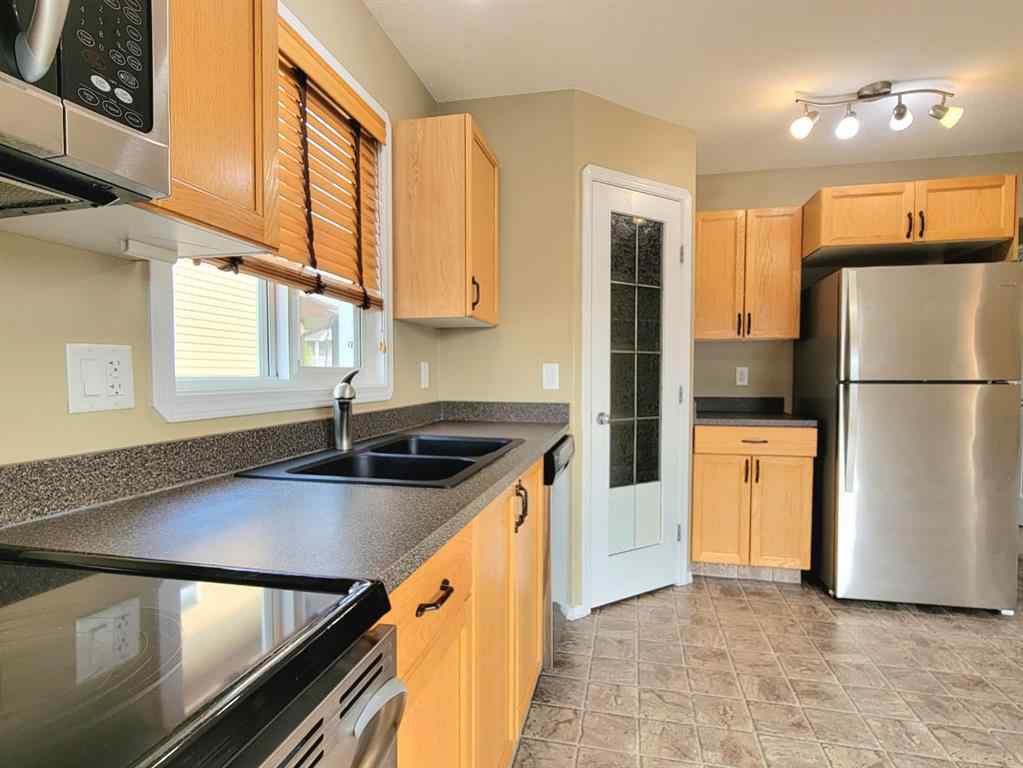 MLS® A2252831 - 6918 88A Street  in Countryside North Grande Prairie, Residential