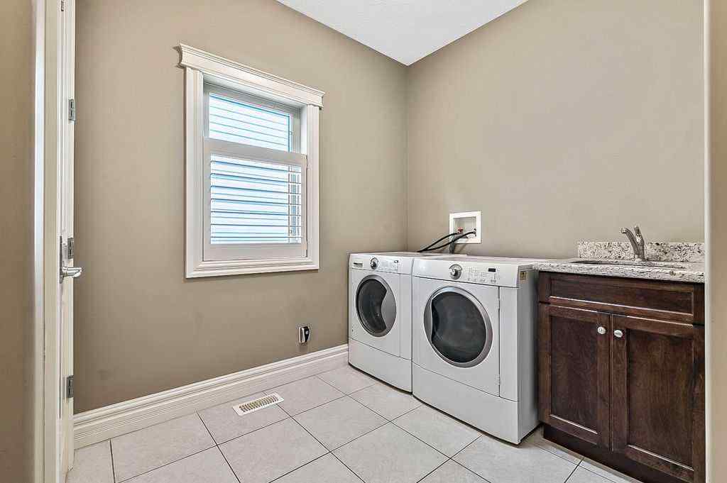 MLS® A2252848 - 608 Montgomery Close SE in Montrose High River, Residential