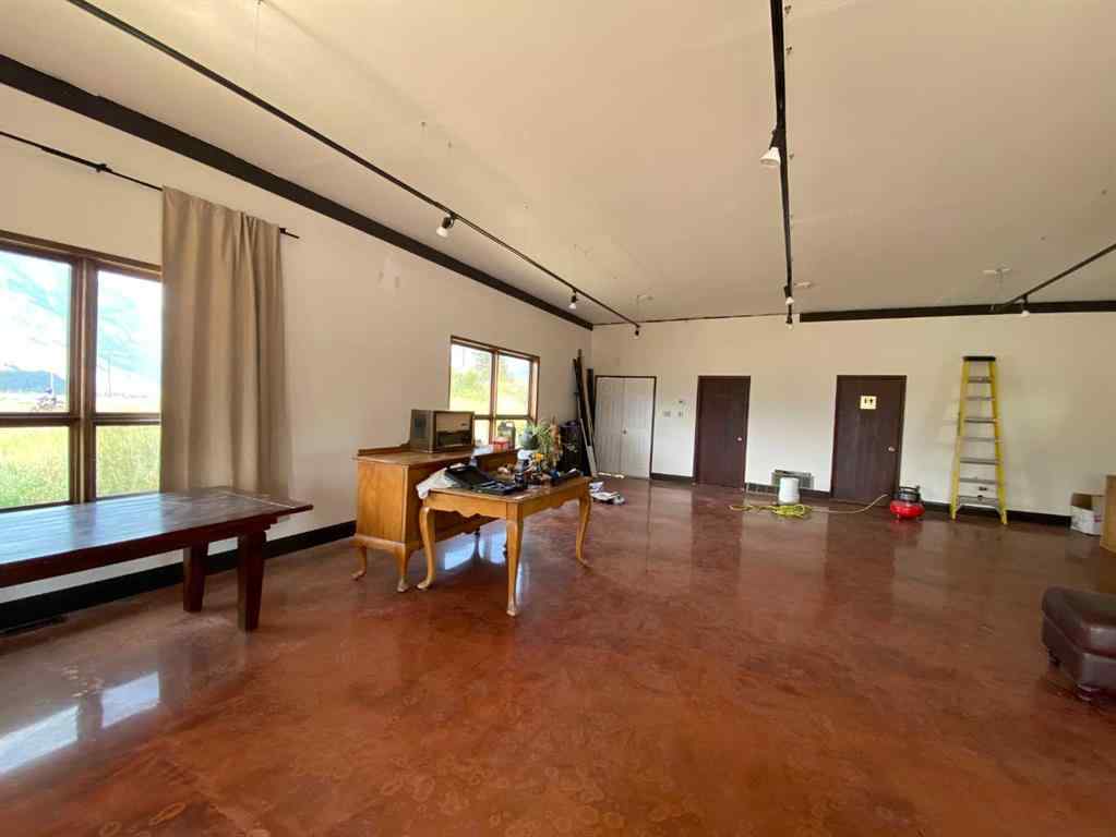 MLS® A2252858 - 2138 213 Street  in NONE Bellevue, Commercial