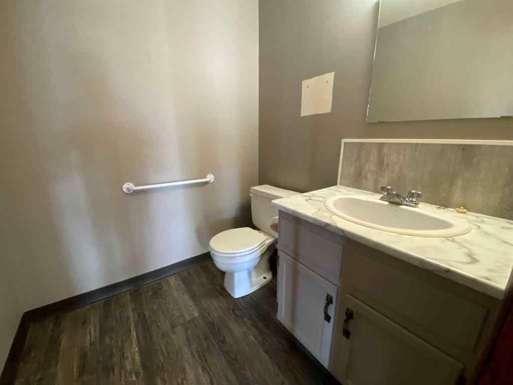 MLS® A2252858 - 2138 213 Street  in NONE Bellevue, Commercial