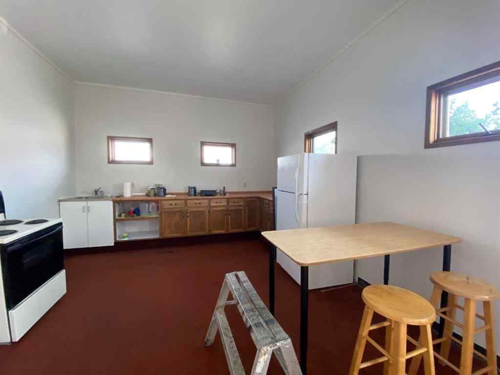 MLS® A2252858 - 2138 213 Street  in NONE Bellevue, Commercial