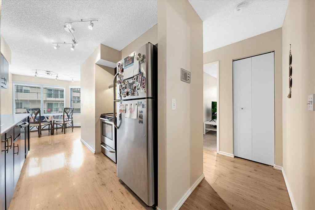 MLS® A2252859 - Unit #206 630 57 Avenue SW in Windsor Park Calgary, Residential