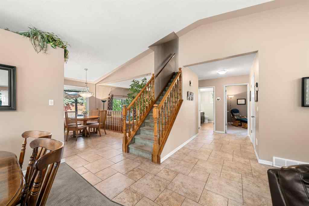MLS® A2252866 - 7 Bernard Place NW in Beddington Heights Calgary, Residential