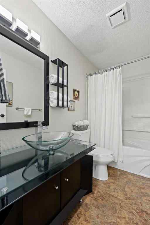 MLS® A2252871 - Unit #407 819 4A Street NE in Renfrew Calgary, Residential