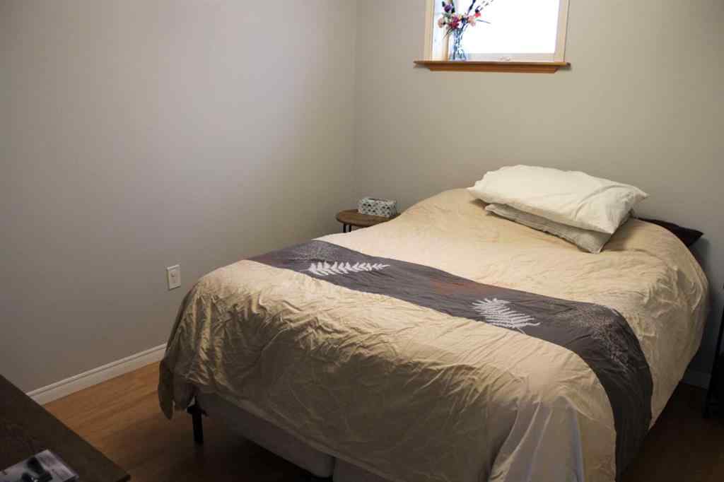 MLS® A2252882 - 5211 37 Street  in Southridge Lloydminster, Residential