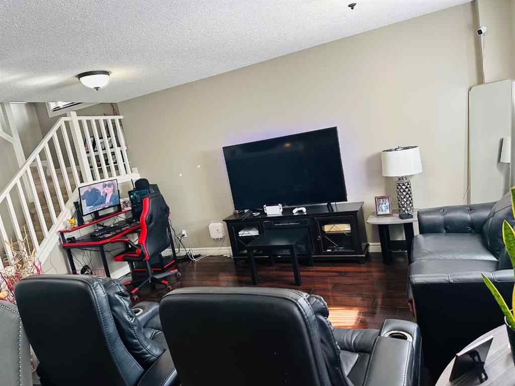 MLS® A2252884 - 2807 12 Avenue  in NONE Wainwright, Residential