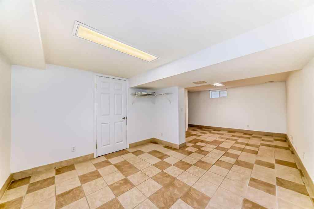 MLS® A2252885 - 42 Ypres Green SW in Garrison Woods Calgary, Residential