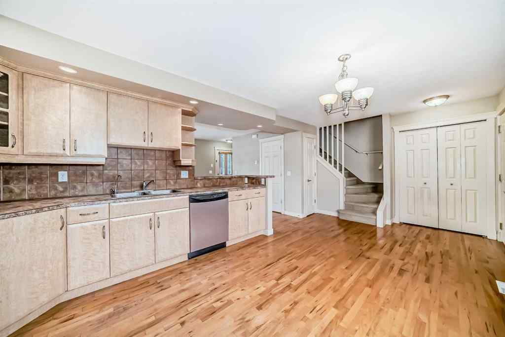 MLS® A2252885 - 42 Ypres Green SW in Garrison Woods Calgary, Residential