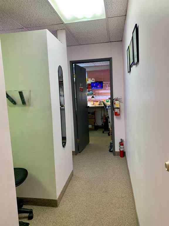 MLS® A2252886 - Unit #206 602 16 Avenue NW in Mount Pleasant Calgary, Commercial