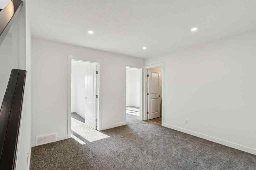 MLS® A2252893 - 228 Sovereign Common SW in Shaganappi Calgary, Residential
