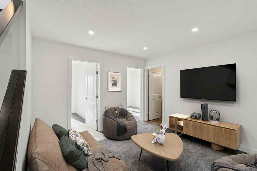 MLS® A2252893 - 228 Sovereign Common SW in Shaganappi Calgary, Residential