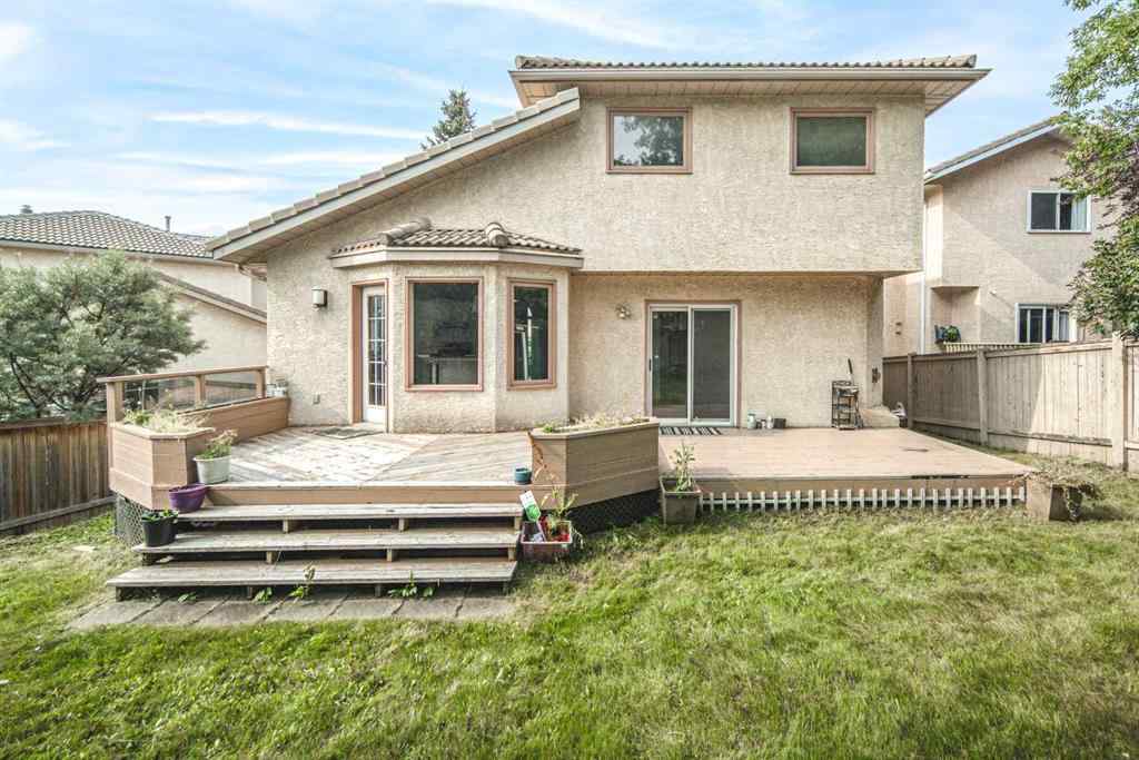 MLS® A2252905 - 832 Sierra Morena Place SW in Signal Hill Calgary, Residential