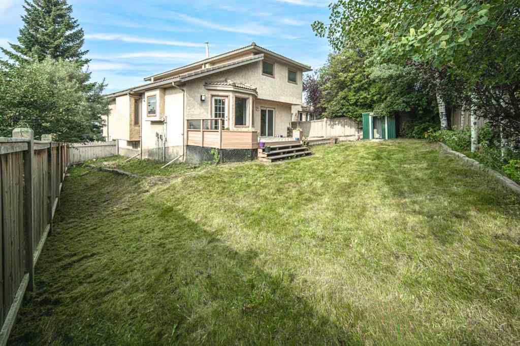 MLS® A2252905 - 832 Sierra Morena Place SW in Signal Hill Calgary, Residential