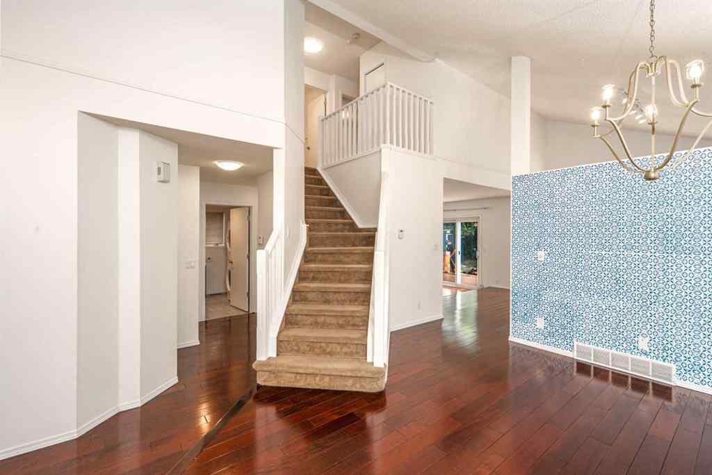 MLS® A2252905 - 832 Sierra Morena Place SW in Signal Hill Calgary, Residential