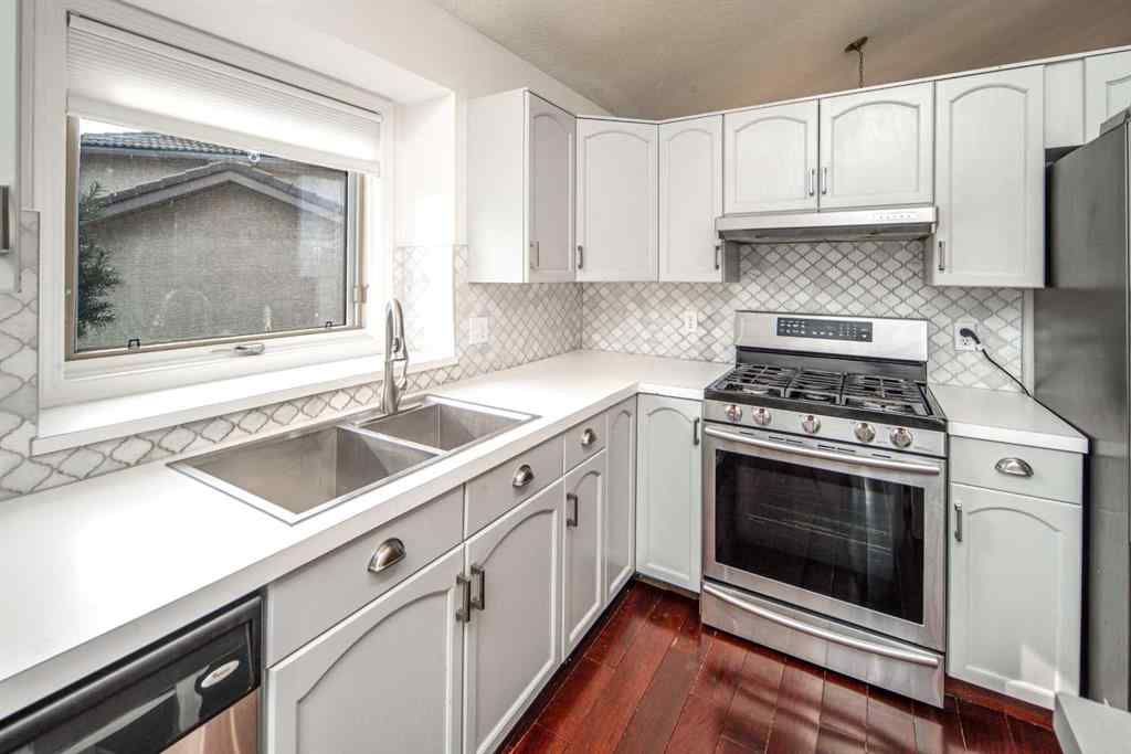 MLS® A2252905 - 832 Sierra Morena Place SW in Signal Hill Calgary, Residential