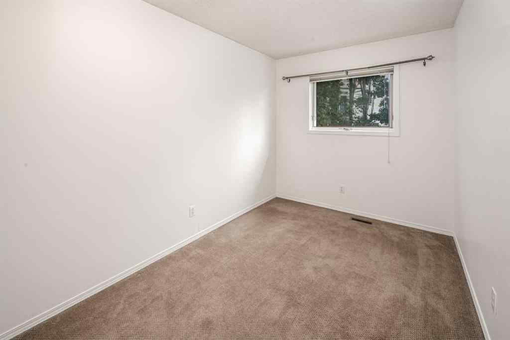 MLS® A2252905 - 832 Sierra Morena Place SW in Signal Hill Calgary, Residential