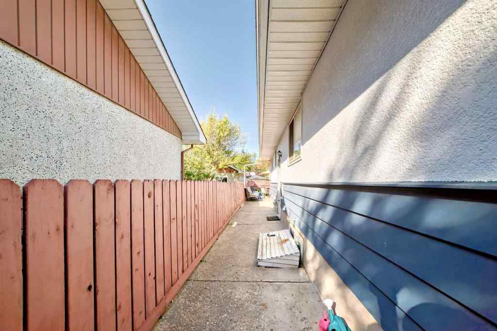 MLS® A2252907 - 1011 18A Street NE in Mayland Heights Calgary, Residential
