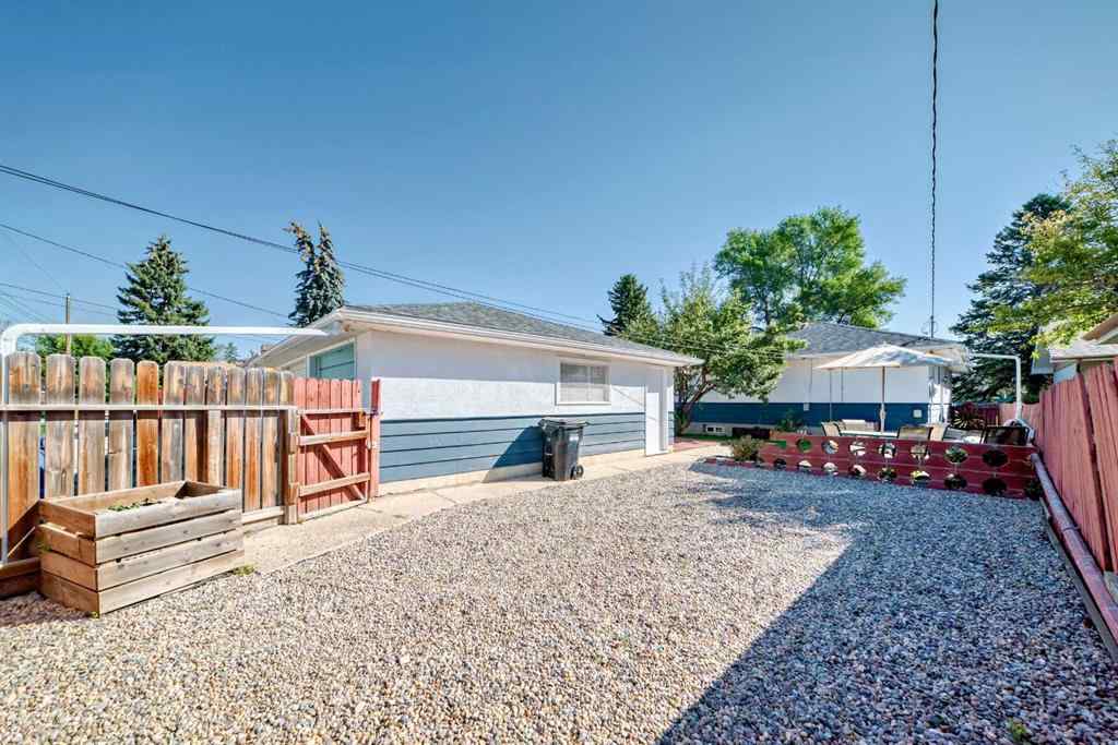 MLS® A2252907 - 1011 18A Street NE in Mayland Heights Calgary, Residential