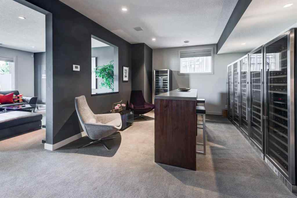 MLS® A2252909 - 220 Springbluff Heights SW in Springbank Hill Calgary, Residential