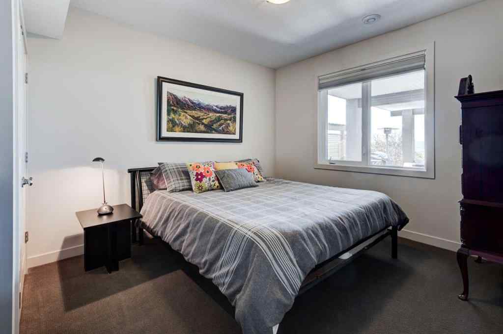 MLS® A2252909 - 220 Springbluff Heights SW in Springbank Hill Calgary, Residential