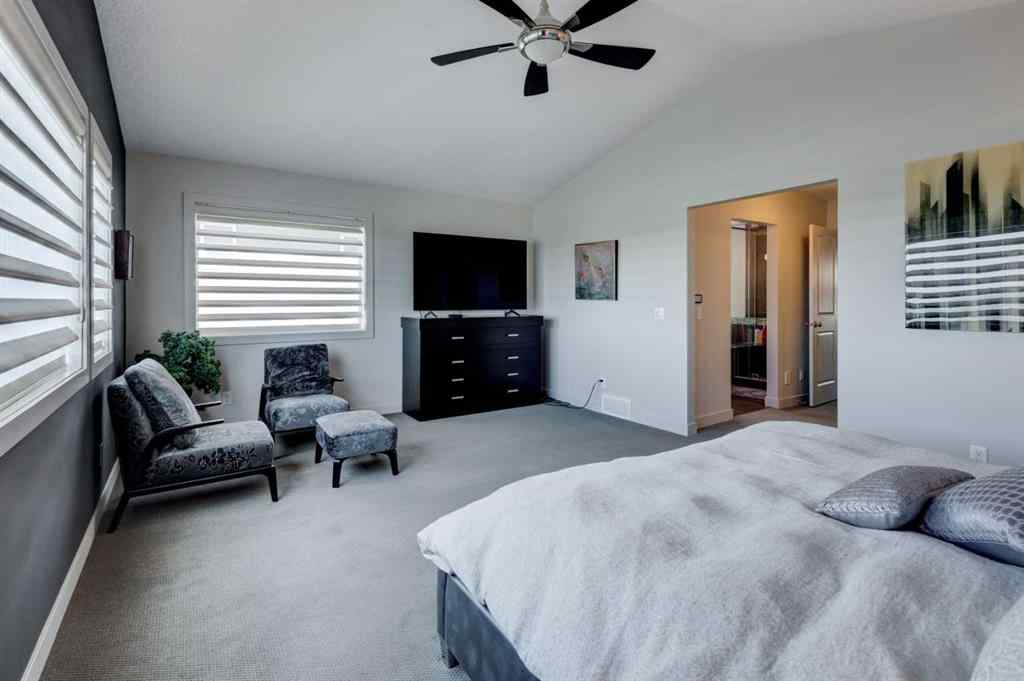 MLS® A2252909 - 220 Springbluff Heights SW in Springbank Hill Calgary, Residential