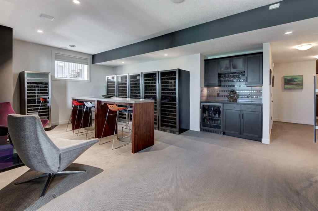 MLS® A2252909 - 220 Springbluff Heights SW in Springbank Hill Calgary, Residential