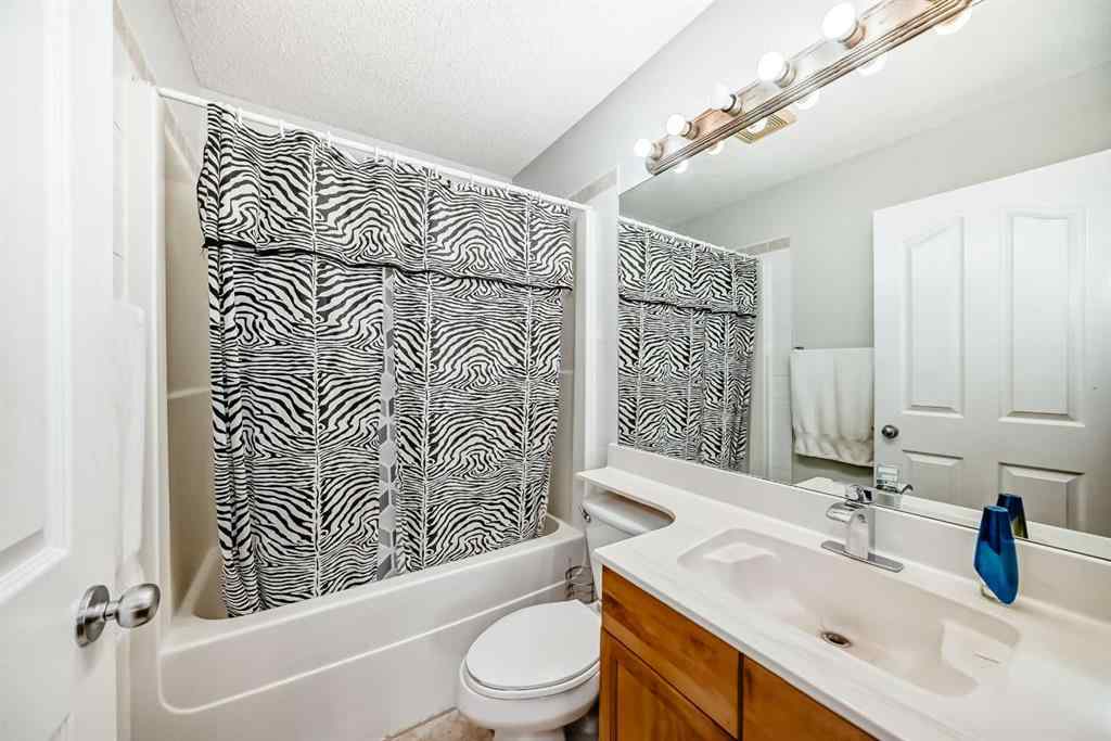 MLS® A2252911 - 407 Citadel Meadow Bay NW in Citadel Calgary, Residential