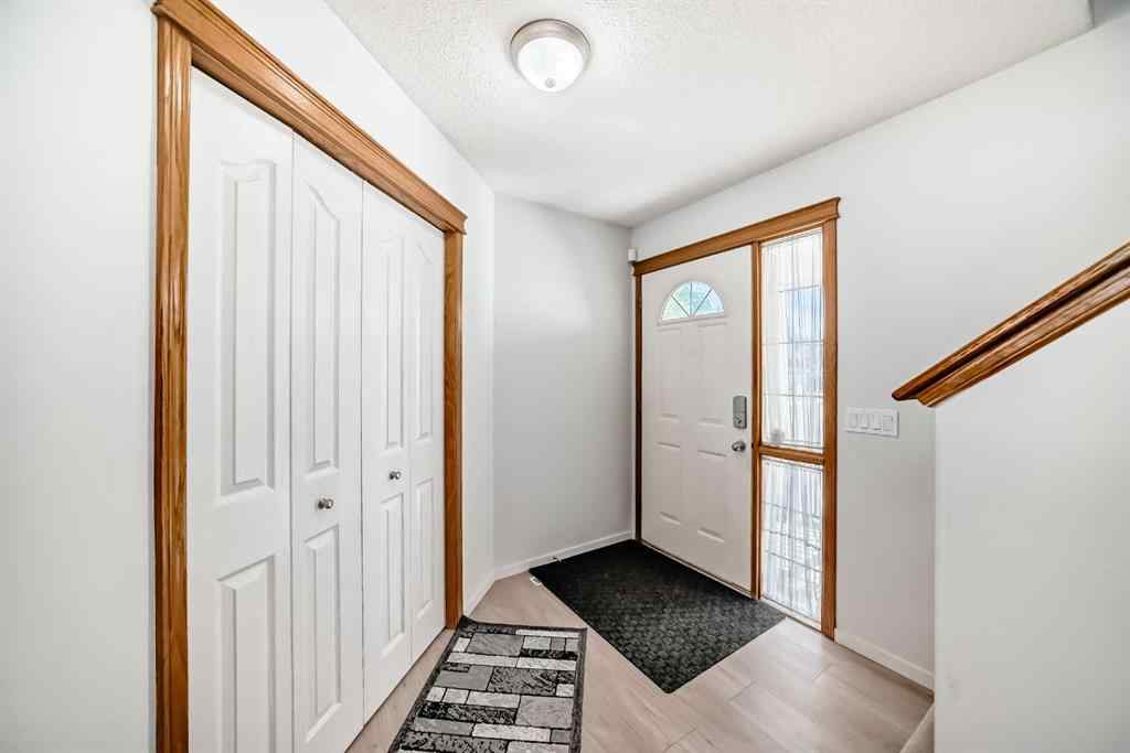 MLS® A2252911 - 407 Citadel Meadow Bay NW in Citadel Calgary, Residential