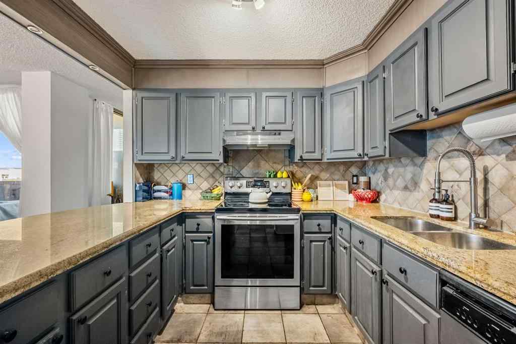MLS® A2252914 - Unit #405 1334 13 Avenue SW in Beltline Calgary, Residential