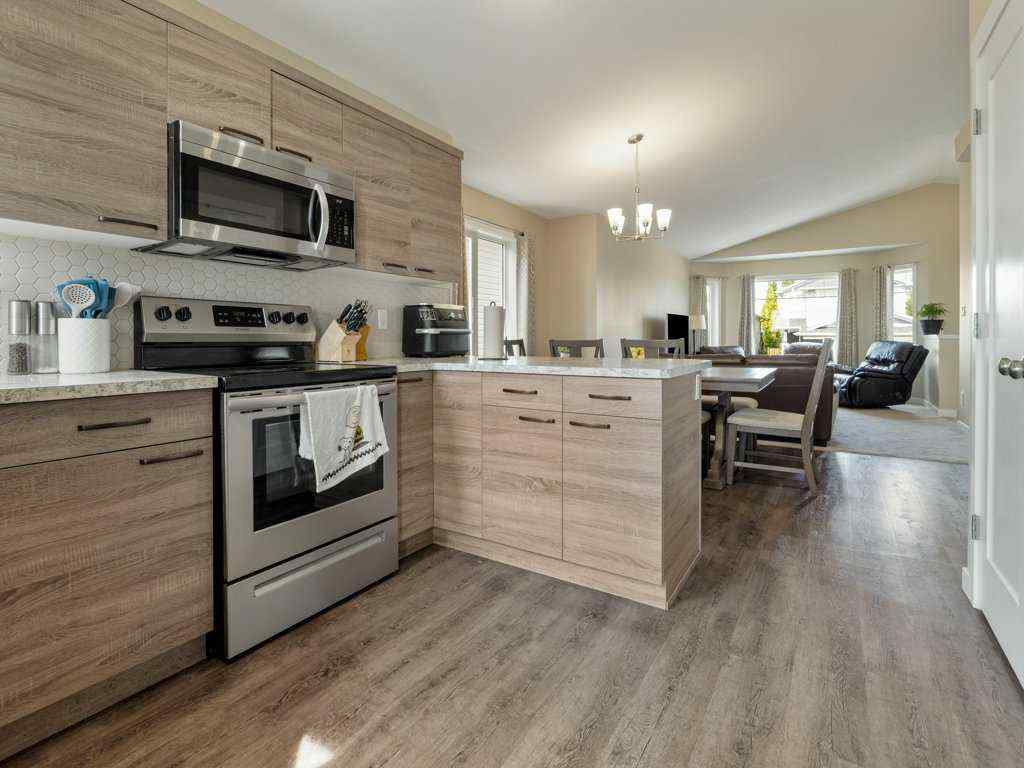 MLS® A2252915 - 1006 Alice Birch Point N in Legacy Ridge / Hardieville Lethbridge, Residential